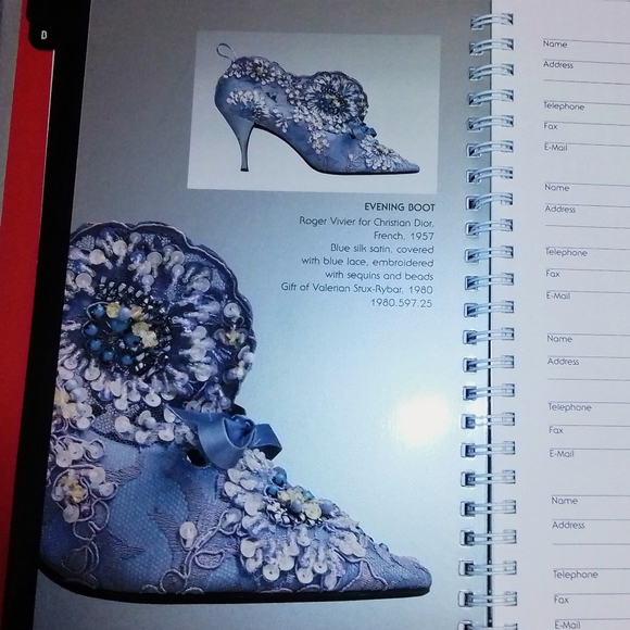 The Metropolitan Museum of Art Heel to Toe address book (NWOT) - Picture 9 of 10